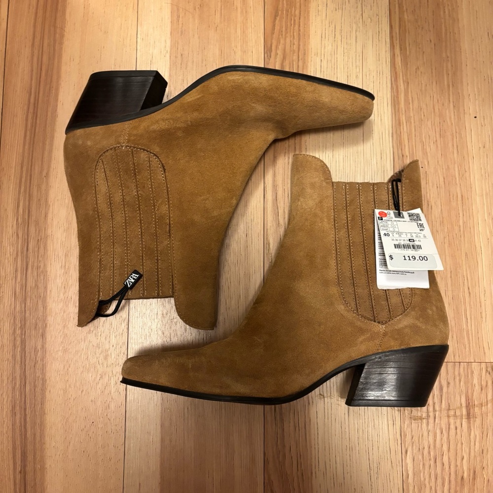 Zara Western Tan Suede Ankle Boots